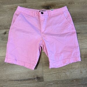 Aeropostale Men's Light Pink Flat Front Shorts